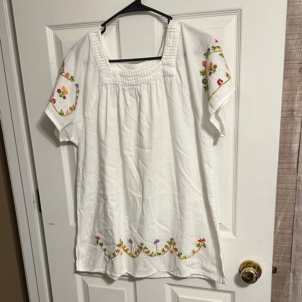 Floral Embroidered White Blouse